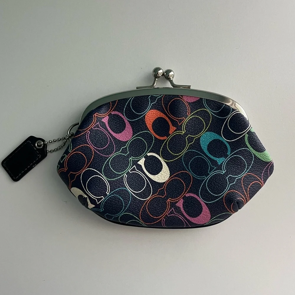 🌸Vintage Coach Navy Optic C Rainbow Vintage Coin Bag